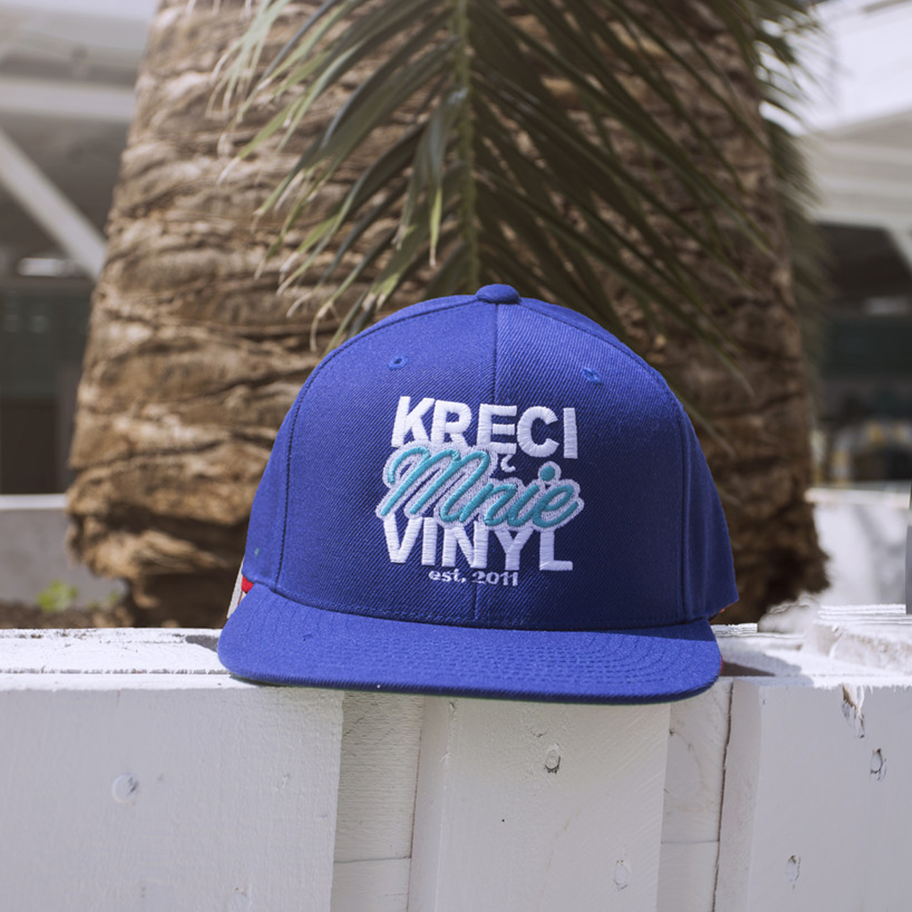 KRĘCI MNIE VINYL CZAPKA ADJUSTABLE NIEBIESKA